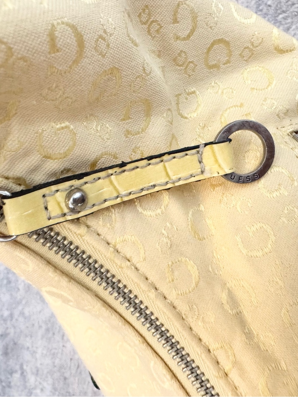 Deadstock Vintage Y2K GUESS Yellow Monogram Hobo Bag NWT - Picture 14 of 15